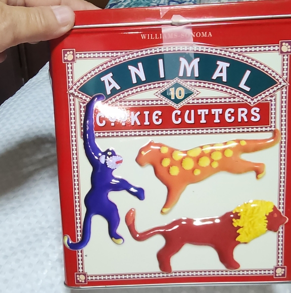 VINTAGE WILLIAMS SONOMA 10 ANIMAL COOKIE CUTTERS SET - Picture 2 of 6